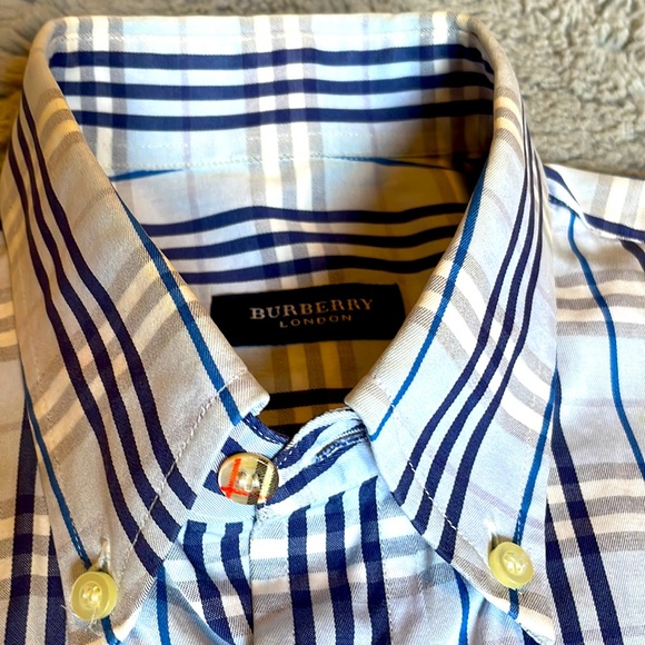 Burberry 2/15 button down - Picture 3 of 9